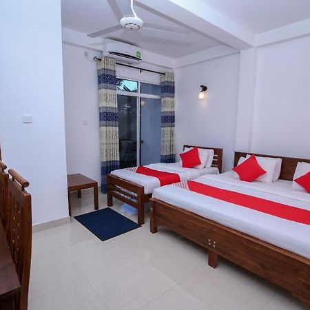 Oyo 438 Sarala Residence Hotel Kandy Zewnętrze zdjęcie