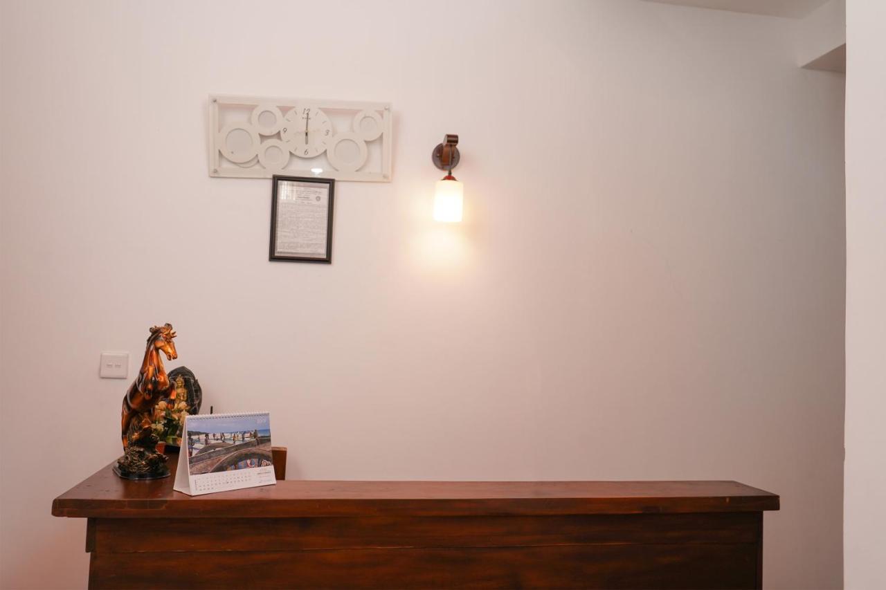 Oyo 438 Sarala Residence Hotel Kandy Zewnętrze zdjęcie