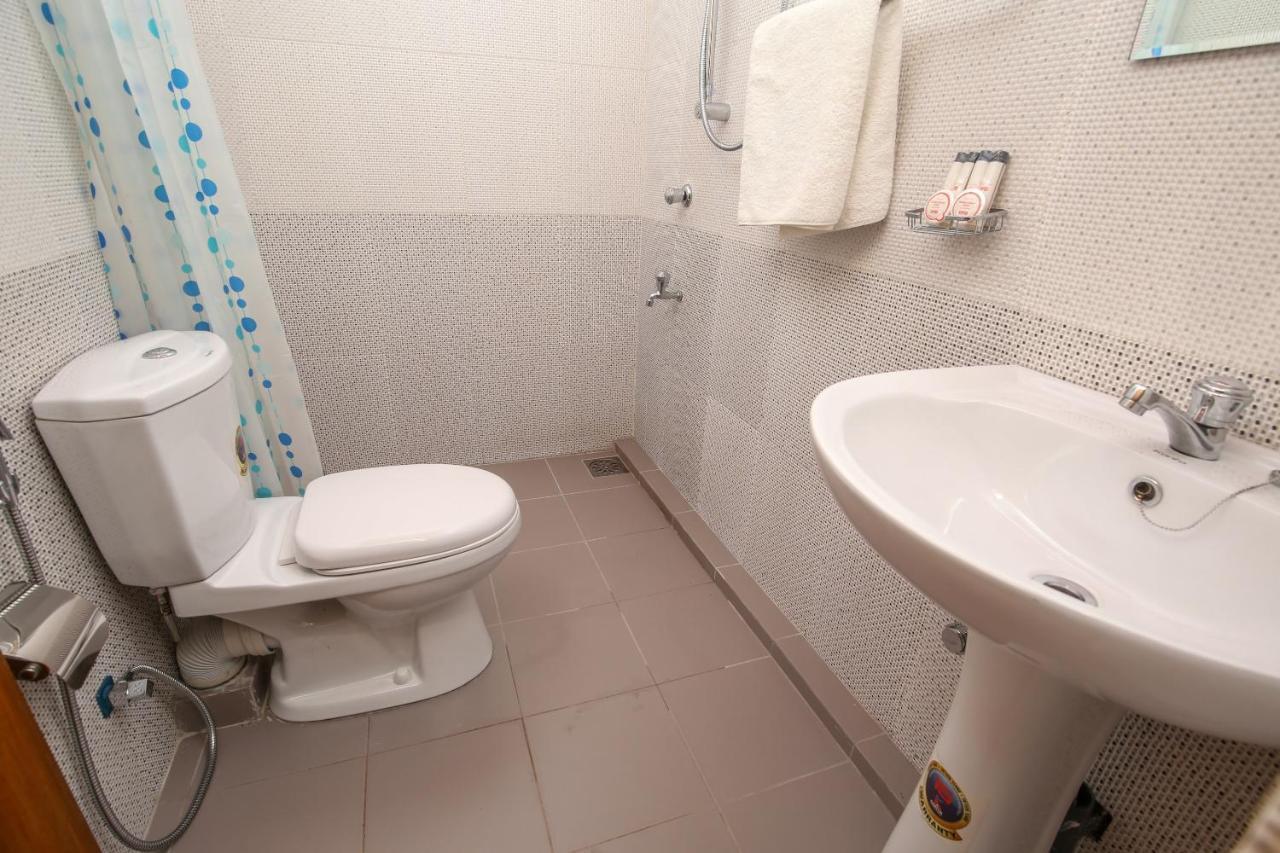 Oyo 438 Sarala Residence Hotel Kandy Zewnętrze zdjęcie